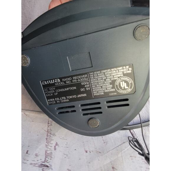 Aiwa am/fm Clock Radio Receiver w/snooze feature. Model#FR-A305U Works - Picture 9 of 9